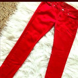 Hot red skinny’s!